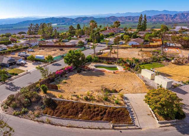 Property at 3067 Old Coach Dr, Camarillo, CA 93010