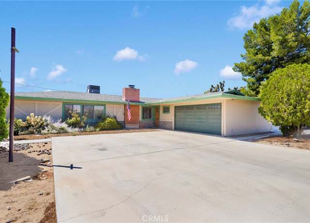 Property at 18803 Chapae Ln, Apple Valley, CA 92307, 4 beds, 4 baths