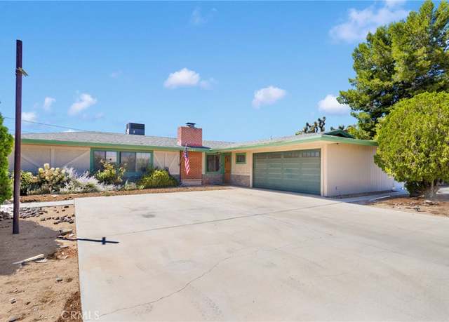 Property at 18803 Chapae Ln, Apple Valley, CA 92307, 4 beds, 4 baths