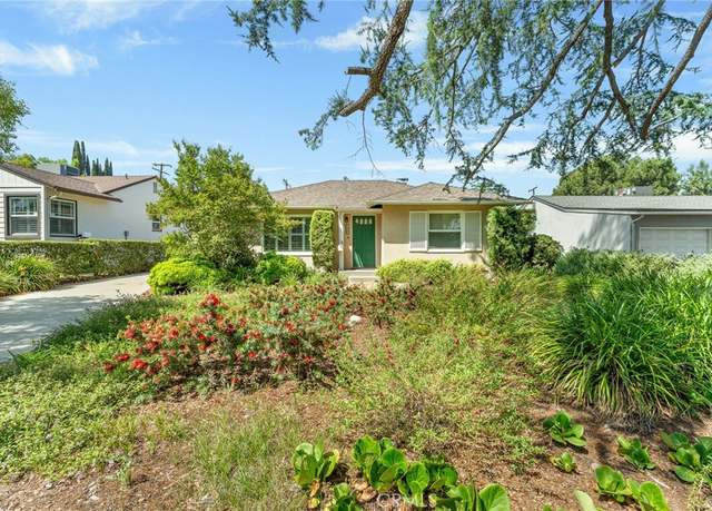 Property at 448 S Center St, Redlands, CA 92373, 2 beds, 2 baths