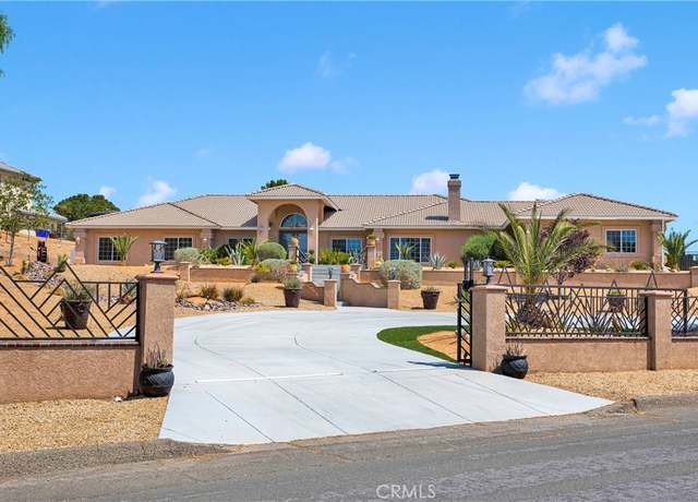 Property at 19420 Red Feather Rd, Apple Valley, CA 92307, 5 beds, 3.5 baths