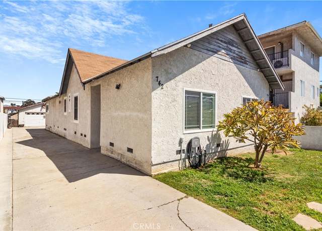 Property at 742 W Santa Cruz St, San Pedro, CA 90731, 4 beds, 2 baths
