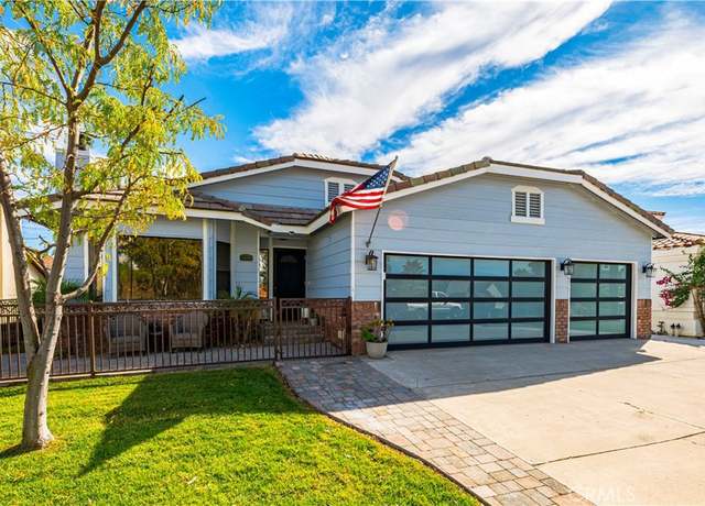 Property at 22535 W San Joaquin Dr, Canyon Lake, CA 92587, 4 beds, 2 baths