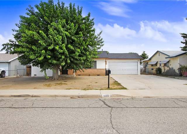 Property at 1026 Val Monte Dr, Hemet, CA 92543, 2 beds, 1 bath