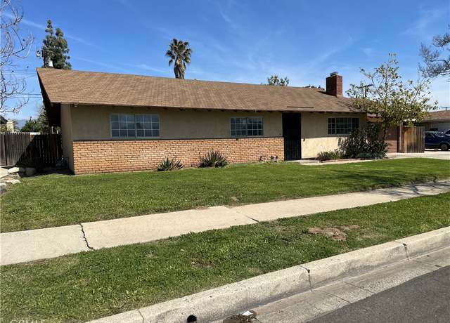 Property at 878 E Holly St, Rialto, CA 92376, 4 beds, 3 baths