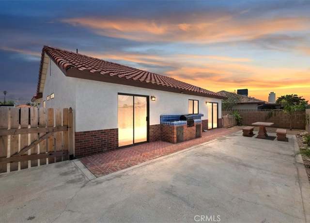 Property at 3920 Roxbury Dr, Hemet, CA 92545, 2 beds, 2 baths