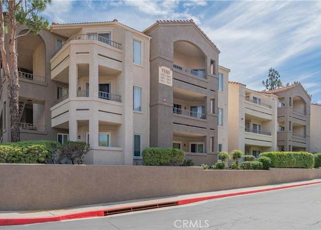 Property at 1980 Las Colinas Cir #206, Corona, CA 92879, 1 bed, 1 bath