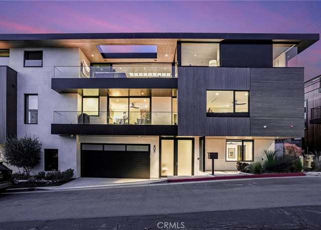 Property at 405 26th St, Manhattan Beach, CA 90266, 4 beds, 4.5 baths