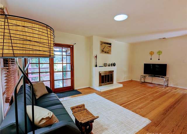 Property at 15123 Killion St, Sherman Oaks, CA 91411, 3 beds, 1 bath