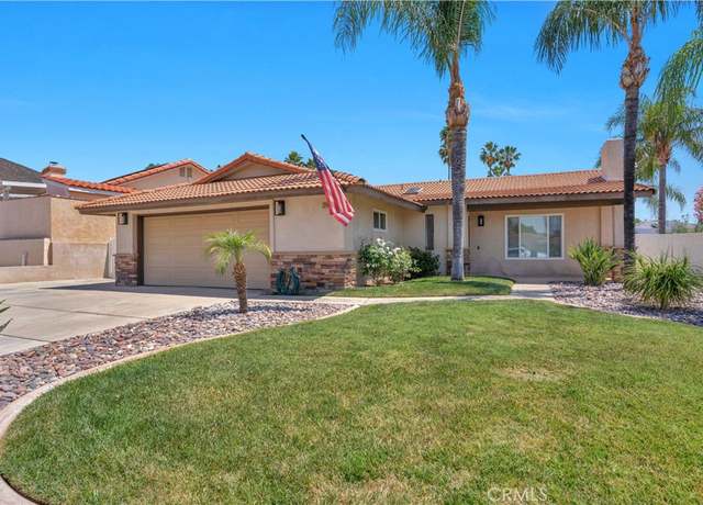Property at 29826 Sloop Dr, Canyon Lake, CA 92587, 3 beds, 2 baths