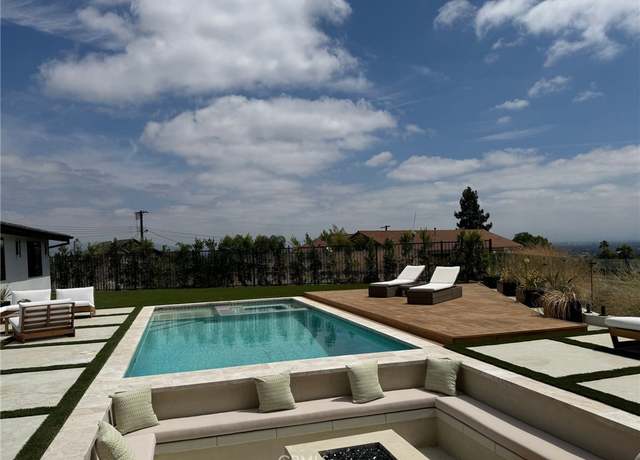 Property at 20556 Califa St, Woodland Hills, CA 91367, 4 beds, 3.5 baths