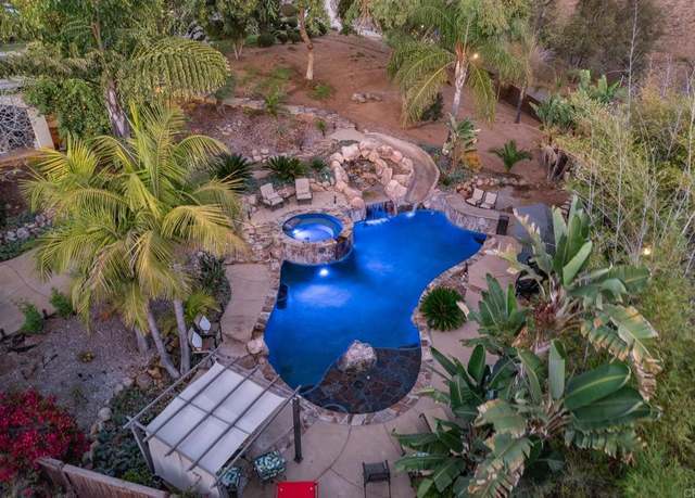 Property at 636 Ora Avo Dr, Vista, CA 92084, 6 beds, 4.5 baths