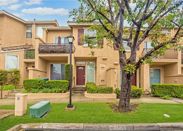 Property at 1041 S Positano Ave, Anaheim, CA 92808, 2 beds, 2.5 baths