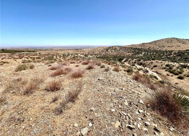 Property at 113 Juniper Mesa Rd, Juniper Hills, CA 93543