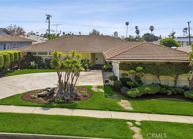 Property at 6150 Wooster Ave, Ladera Heights, CA 90056, 4 beds, 4 baths
