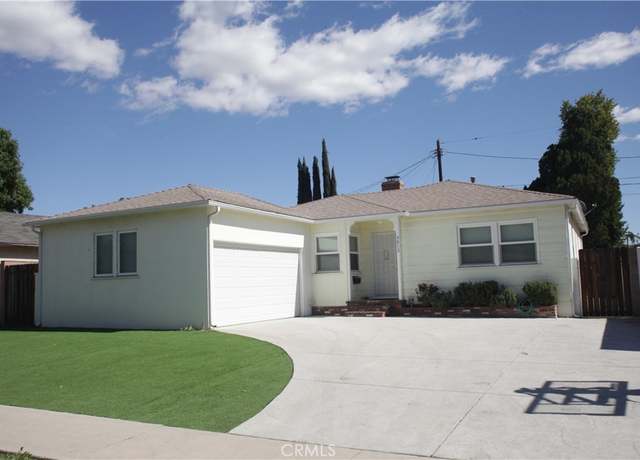 Property at 9012 Gladbeck Ave, Northridge, CA 91324, 3 beds, 1 bath