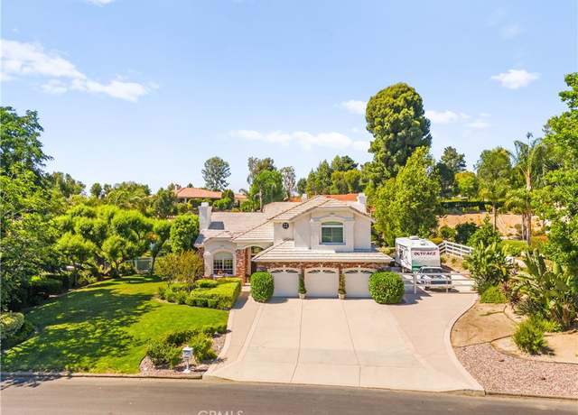 Property at 31148 Kahwea Rd, Temecula, CA 92591, 5 beds, 3.5 baths