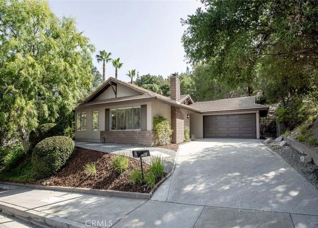 Property at 2101 El Arbolita Dr, Glendale, CA 91208, 3 beds, 2 baths