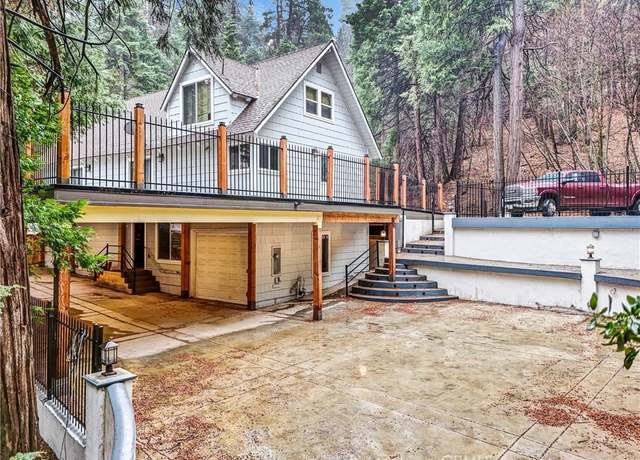 Property at 28667 Shenandoah Dr, Lake Arrowhead, CA 92352, 7 beds, 4 baths
