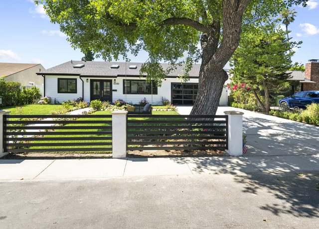 Property at 10350 McCormick St, North Hollywood, CA 91601, 4 beds, 4.5 baths