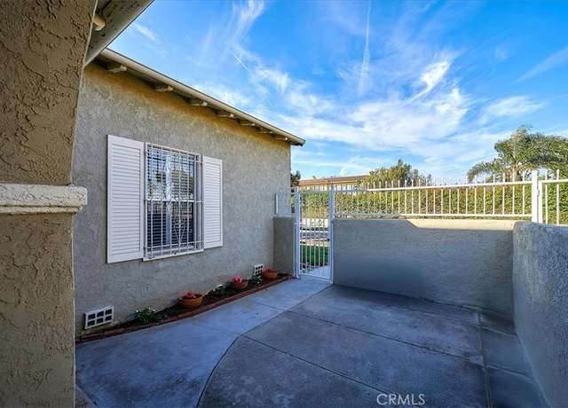 Property at 3436 W 80th St, Inglewood, CA 90305, 5 beds, 3.5 baths