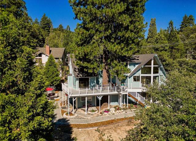 Property at 113 Brentwood Dr, Lake Arrowhead, CA 92352, 6 beds, 5 baths