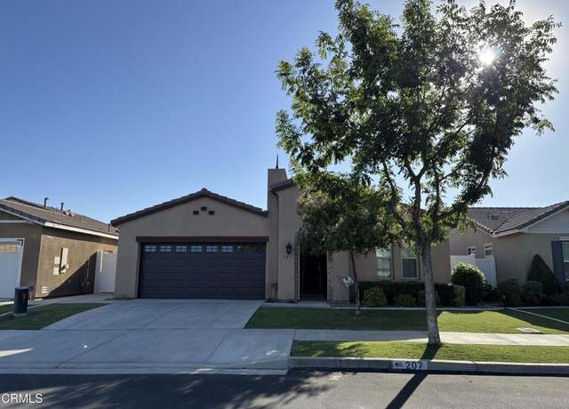 Property at 207 Tiffany Dr, Bakersfield, CA 93312, 2 beds, 2 baths