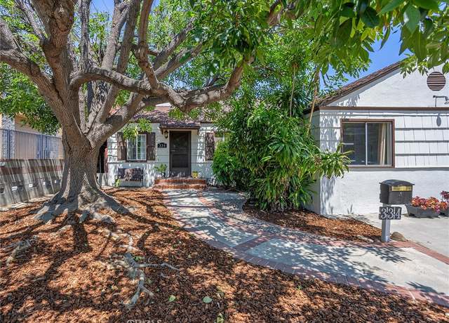 Property at 334 N Lomita St, Burbank, CA 91506, 3 beds, 2 baths