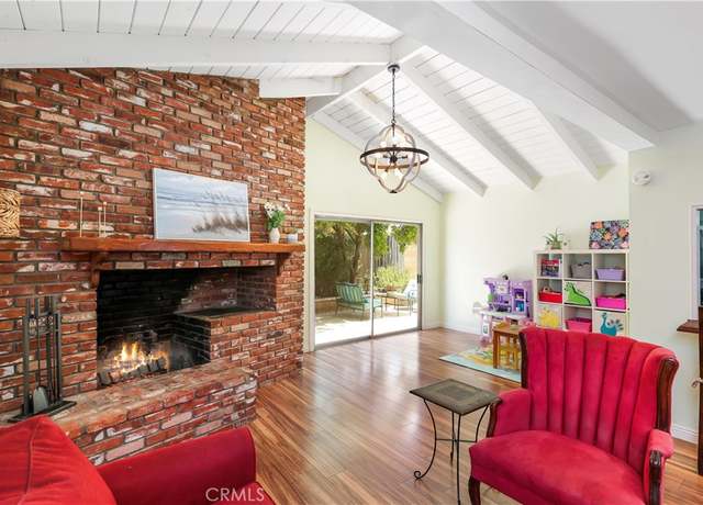 Property at 630 E Vista Del Gaviota Ave, Orange, CA 92865, 4 beds, 3 baths