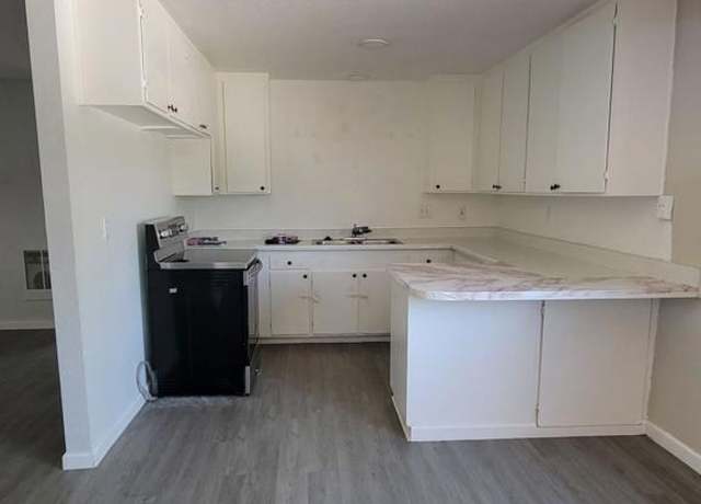 Property at 742 A St #15, Ramona, CA 92065, 2 beds, 1 bath