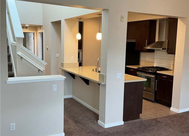 Property at 563 W Maple Ave, Orange, CA 92868, 3 beds, 2.5 baths