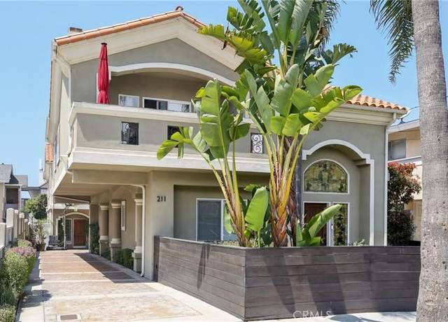 Property at 211 S Francisca Ave Unit B, Redondo Beach, CA 90277, 4 beds, 2.5 baths