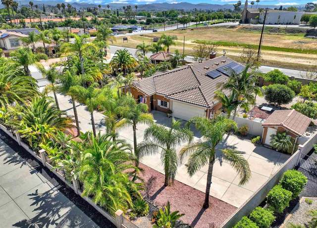 Property at 907 Rockwell Springs Ct, Escondido, CA 92025, 4 beds, 2.5 baths