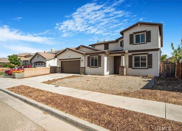 Property at 13167 Hollister St, Hesperia, CA 92344, 5 beds, 3.5 baths