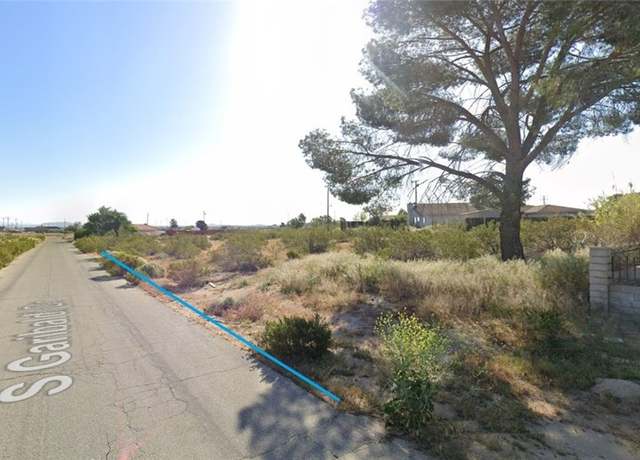 Property at 21720 S Garibaldi Dr, California City, CA 93505