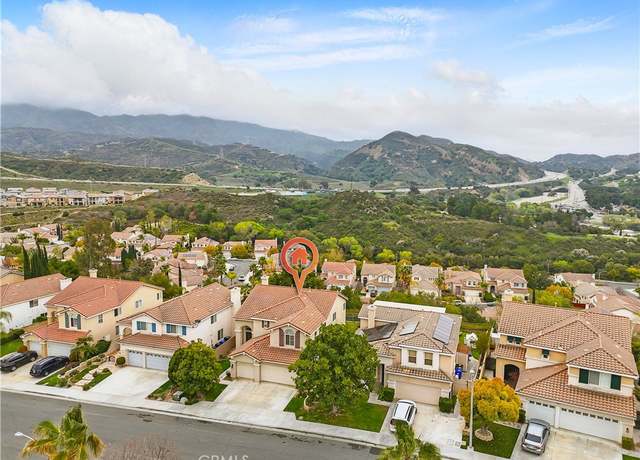 Property at 21200 Oakleaf Canyon Dr, Newhall, CA 91321, 5 beds, 3 baths