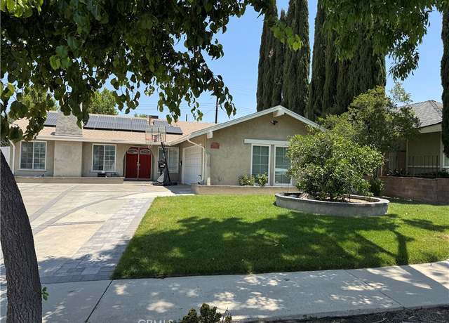 Property at 27954 Newbird Dr, Saugus, CA 91350, 4 beds, 2 baths