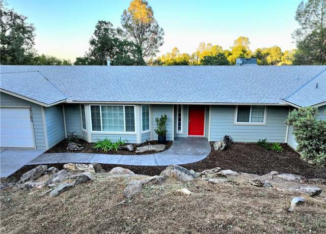 Property at 47180 Lookout Mountain Dr, Coarsegold, CA 93614, 4 beds, 3 baths