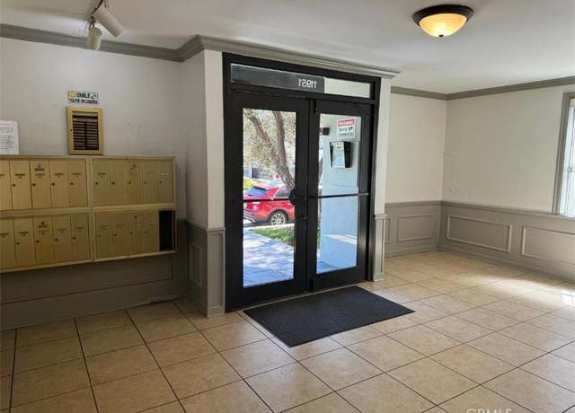Property at 11951 Mayfield Ave #203, Los Angeles, CA 90049, 2 beds, 2 baths