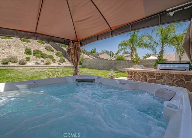 Property at 28217 Alton Way, Castaic, CA 91384, 4 beds, 3 baths