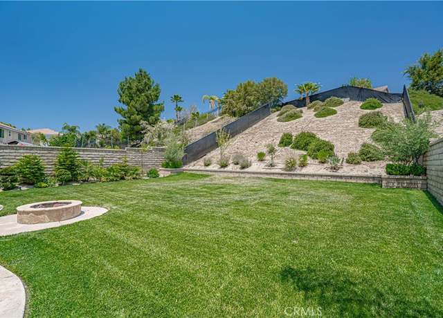 Property at 28217 Alton Way, Castaic, CA 91384, 4 beds, 3 baths