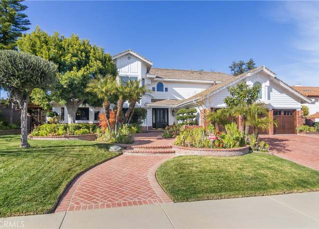 Property at 29515 Weeping Willow Dr, Agoura Hills, CA 91301, 5 beds, 4.5 baths