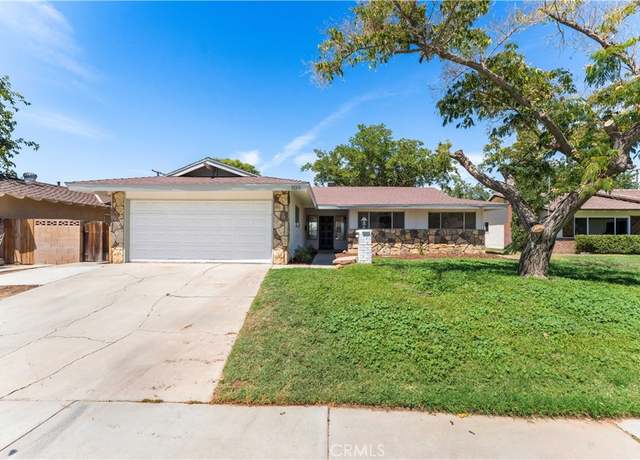 Property at 1133 W Avenue J11, Lancaster, CA 93534, 3 beds, 2 baths