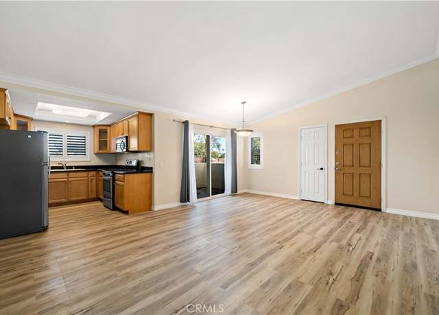 Property at 5062 Los Morros Way #124, Oceanside, CA 92057, 1 bed, 1 bath