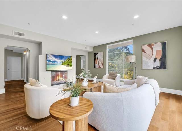 Property at 975 Silver Spur Rd, Rolling Hills Estates, CA 90274, 3 beds, 3 baths
