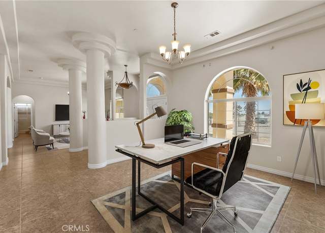Property at 11076 Yuba Rd, Phelan, CA 92371, 5 beds, 5 baths