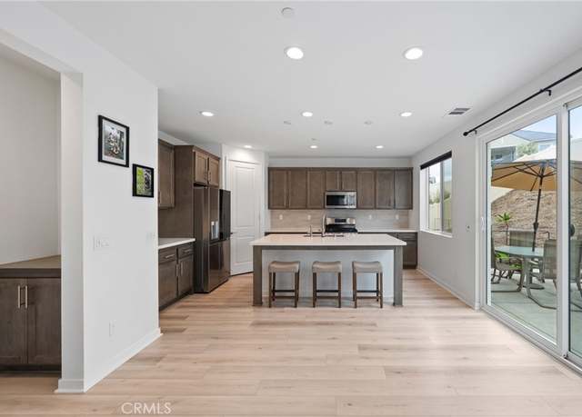 Property at 32182 Penstemon Way, Temecula, CA 92591, 3 beds, 2.5 baths