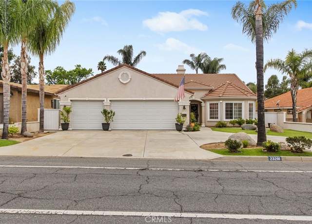 Property at 23201 Canyon Lake Dr S, Canyon Lake, CA 92587, 3 beds, 2 baths