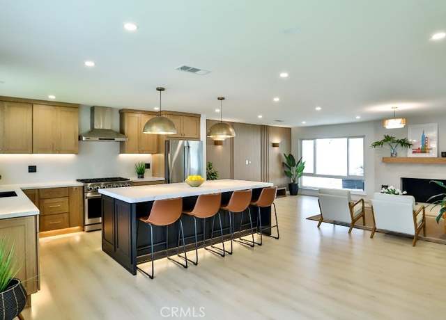 Property at 2737 Lorenzo Ave, Costa Mesa, CA 92626, 5 beds, 3 baths