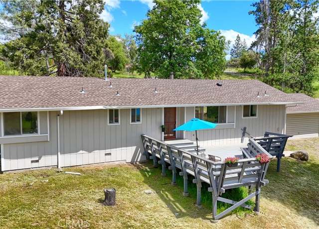 Property at 3820 Pinecrest Dr, Mariposa, CA 95338, 3 beds, 2 baths